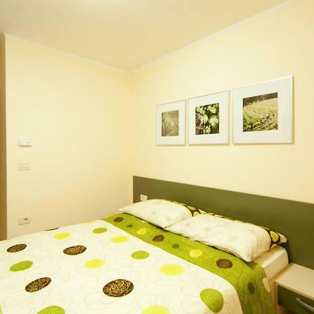 Kraljic - Primoz Cotar Bed & Breakfast Dornberk ภายนอก รูปภาพ